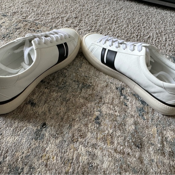 Golden Goose Model 1 - Low Top Sneaker - Picture 3 of 7